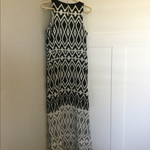 The Limited long patterned tank dress size M - Picture 4 of 4